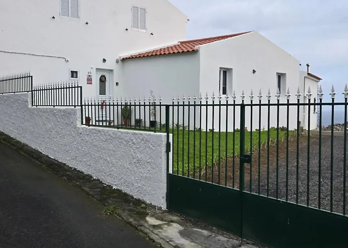 Rustica Ocean View House *