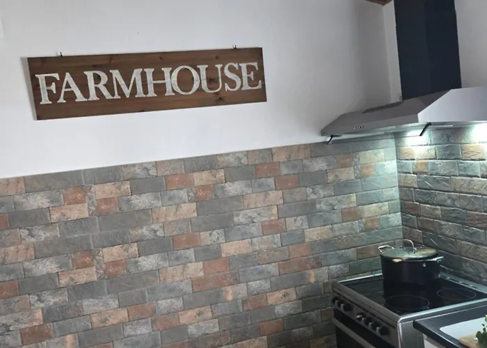 Rustica Ocean View House *