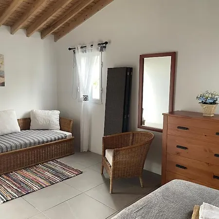 Rustica Ocean View House *