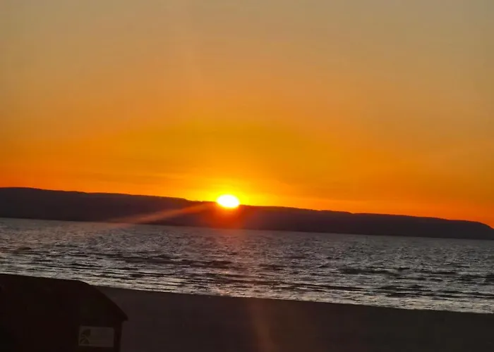 בית נופש Rustica Ocean View House *